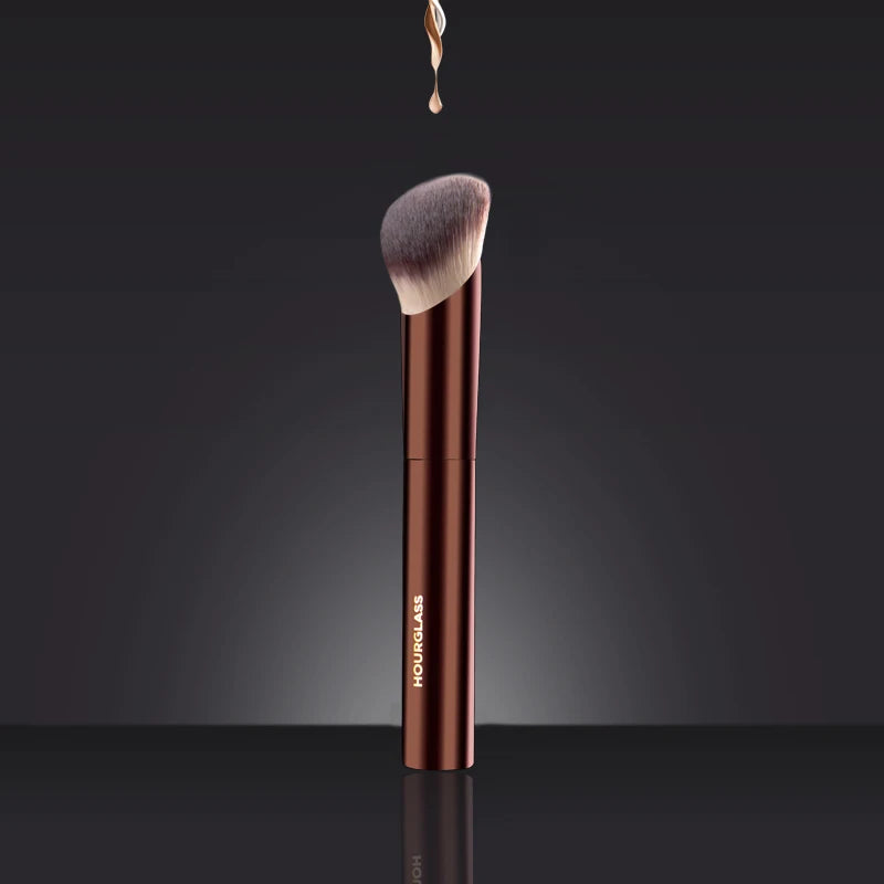 Luxura Pro Makeup Brush- No.21 Ambient Soft Glow Foundation Brush